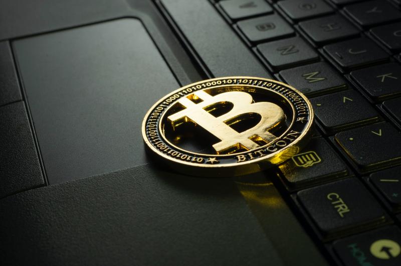 bitcoin on laptop